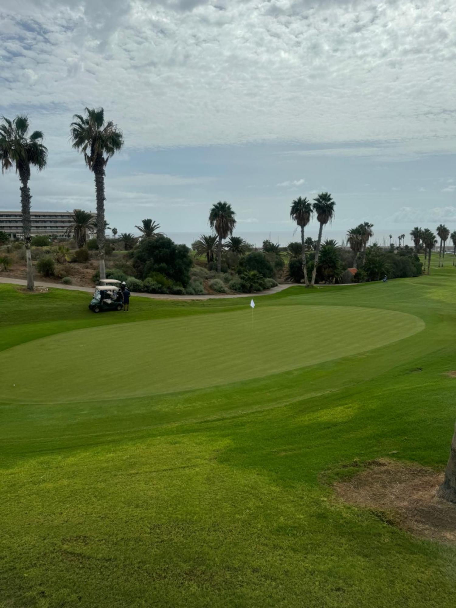 House Helen Golf